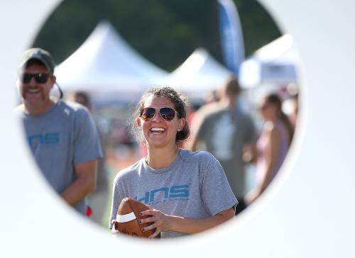 Community Cup 2019 Football Toss