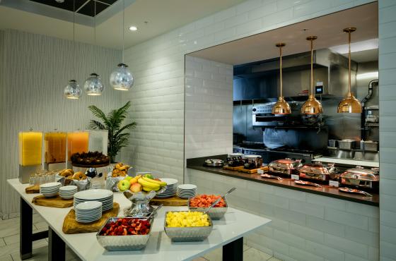 Hilton Garden Inn Dining