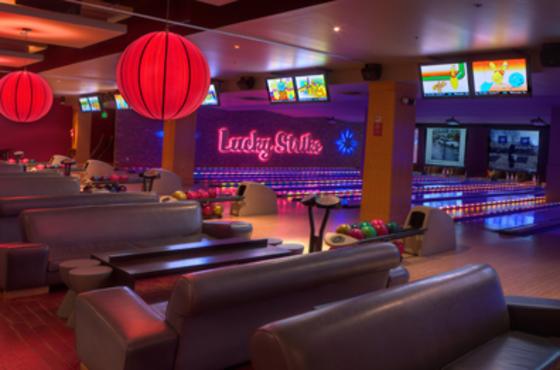 Lucky Strike Main Lanes