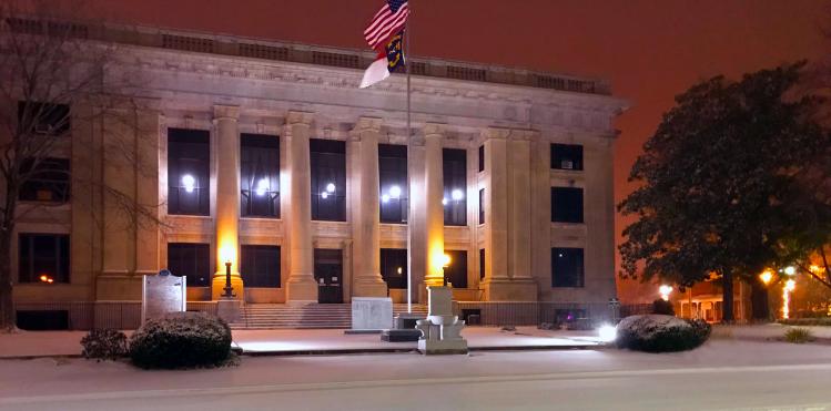 Smithfield Courthouse in snow