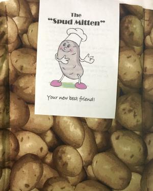 Spud mitten at Carole's Boutique