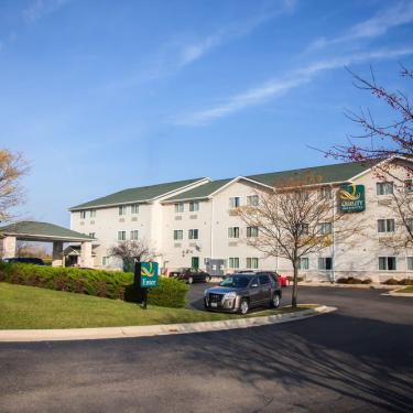 Quality Inn Suites Of Loves Park