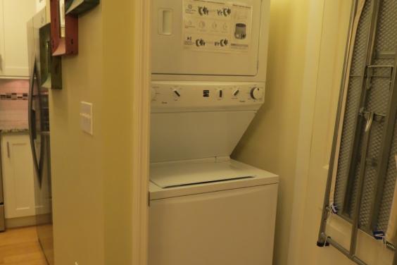 Celadon Beach 806 new energy efficient washer/dryer combo