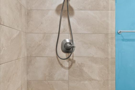 Master bathroom #1