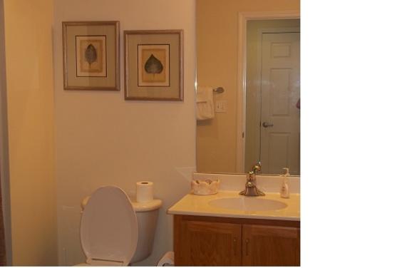 Bathroom at Paradise Zone, 