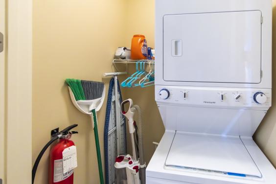 Full Size Washer/Dryer