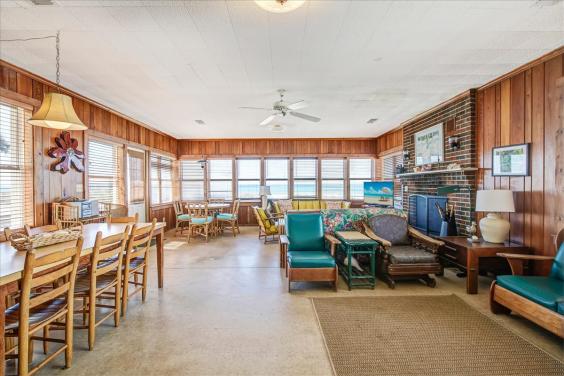 Bright and colorful Captain Sea Cabin!