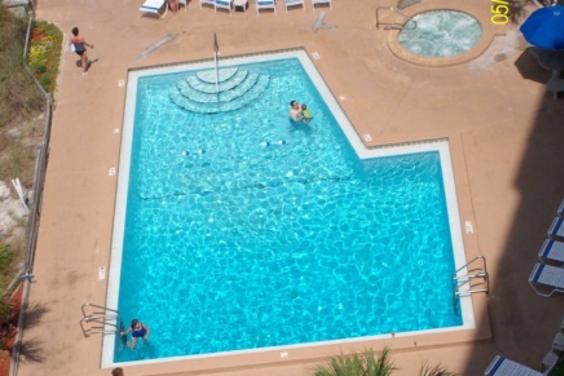 19-pool_aerial.jpg