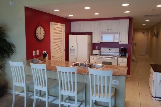 Splash 204E  *Free Beach Service*  1BR/Bunks/2BA