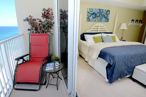 Look at how close the Master Bedroom is to the Balcony!