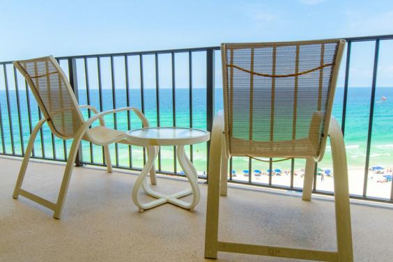 Beach view w/chairs