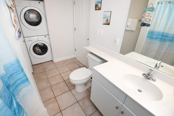 Guest Bath/Laundry Area