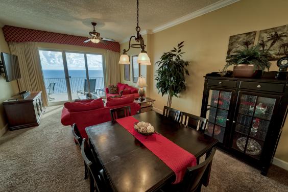 Dining Room with 6 chairs