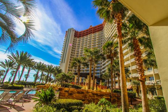 Shores Building & Pool