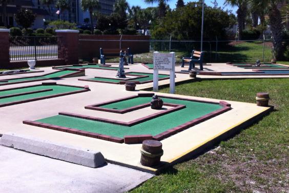Venture Out mini golf