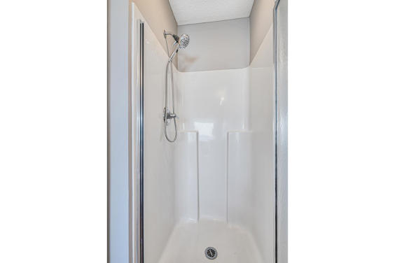 Second floor Gulf front bathroom