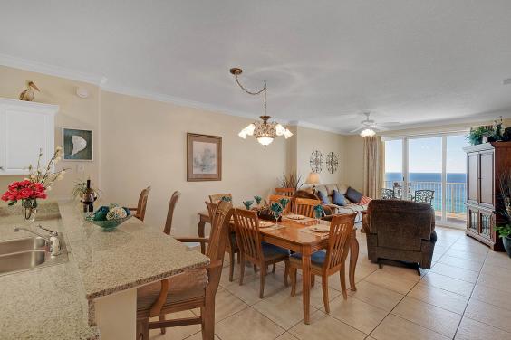 Dining Area Unit 1304