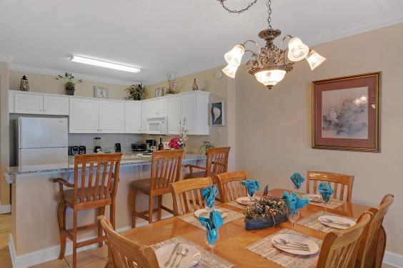 Dining Area Unit 1304