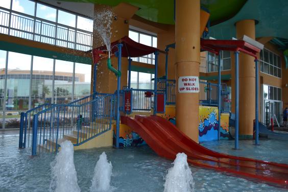 Resort Amenities - Splash pad, pool