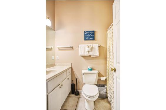 Downstairs Private Bathroom #2