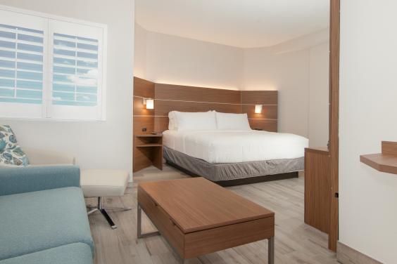 Inland King Suite