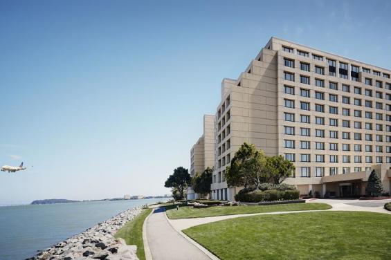 SFO Marriott Waterfront Outside