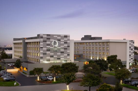 DoubleTree SSF Exterior