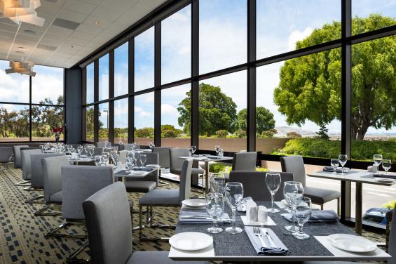 HSFWindowsRestaurant2014LRG-3