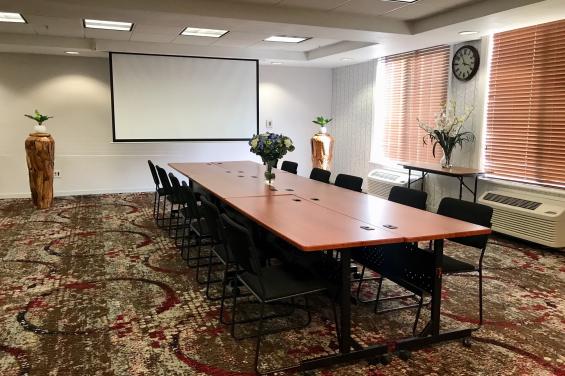 Hampton Inn Meeting Room