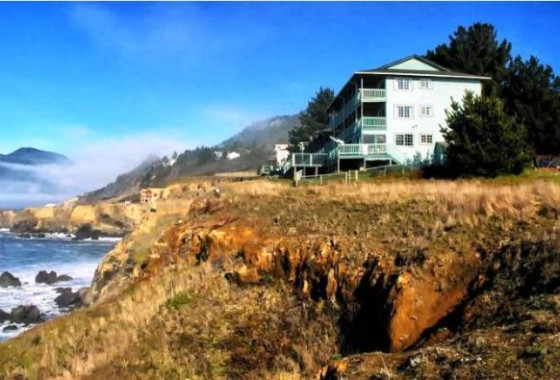 Inn of the Lost Coast