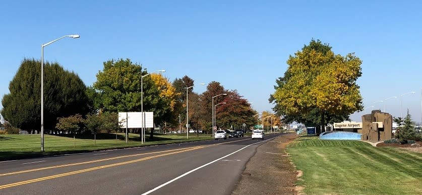 Eugene Airport entry sign