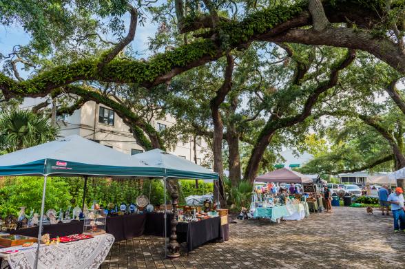 2022 End Of Summer Weekend Art And Craft Market St. Simons Island, Ga