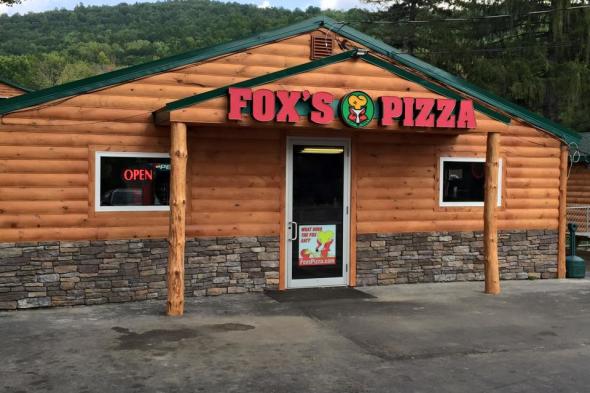Fox Pizza Den