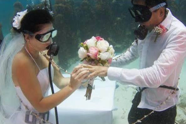 Bodas Buceando