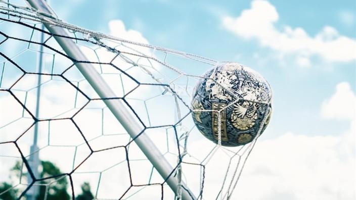 Premier League: Manchester City vs Leeds United at Etihad Stadium