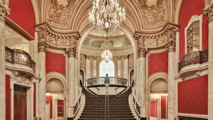 Historical Tours of the Opera House