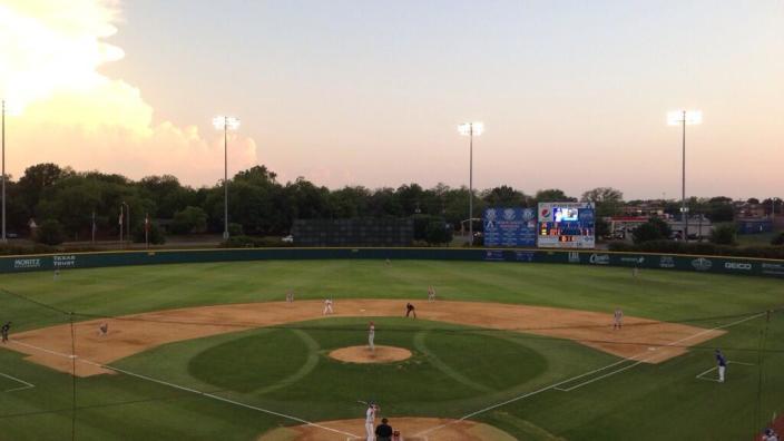 outdoor speakers for baseball field
