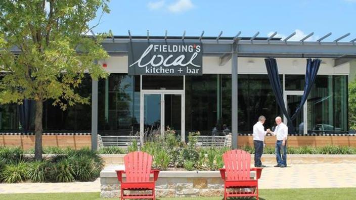 Fielding S Local Kitchen Bar Restaurants In The Woodlands Tx
