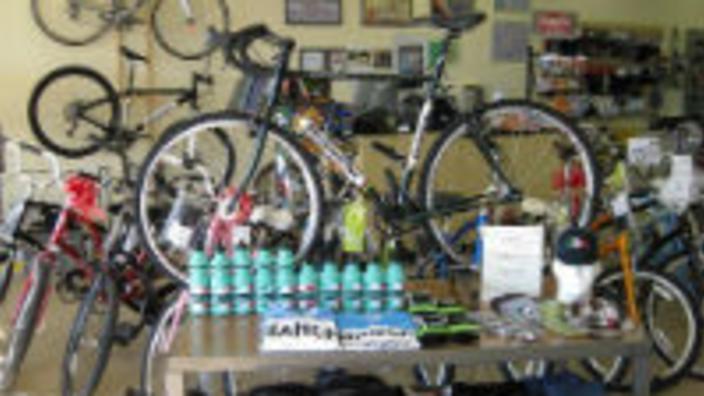 930 Bike Center Tangerang  HD