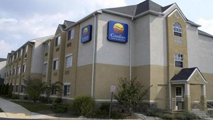Comfort Inn Suites Airport Dulles Gateway Sterling Va 20166