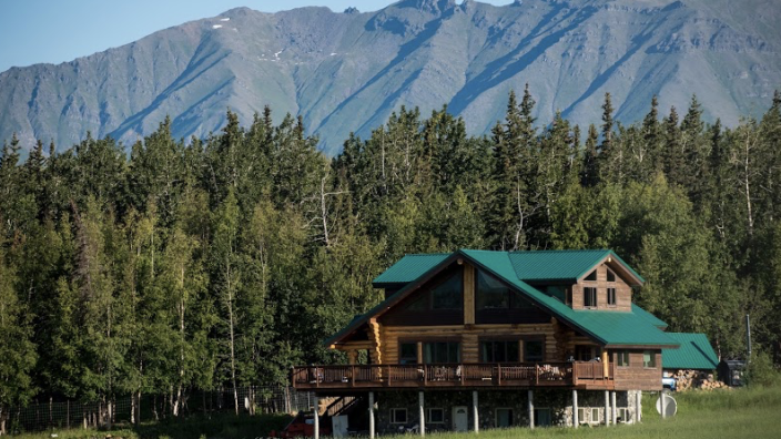 Legacy Mountain Lodge