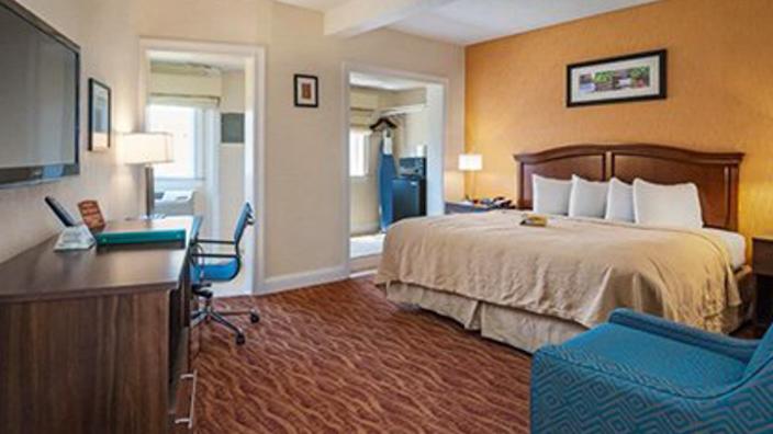 Quality Inn Suites Middletown Ri Discover Newport