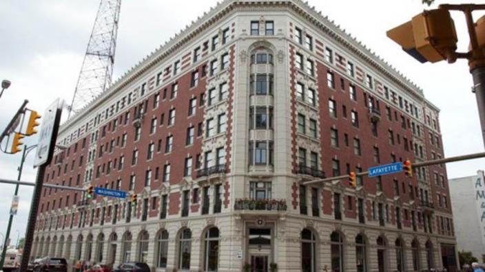 The Lafayette | NY 14203