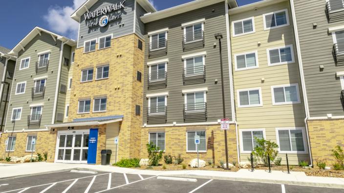 Waterwalk Overland Park Ks 66211