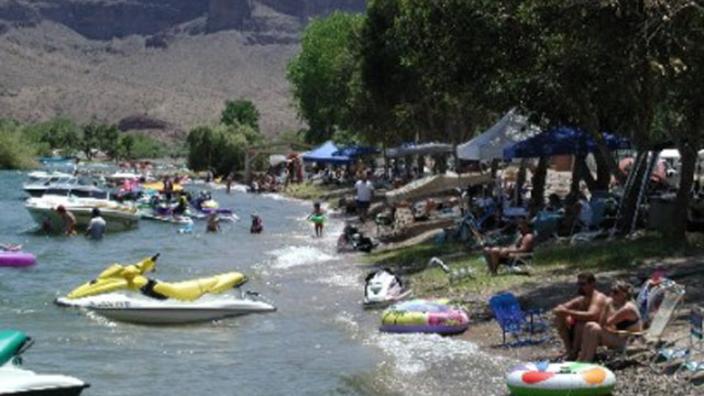 Sunshine Resort Parker Dam