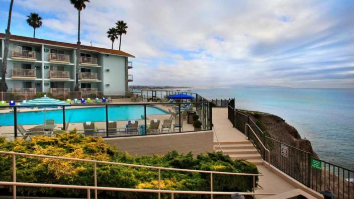 Shore Cliff Hotel