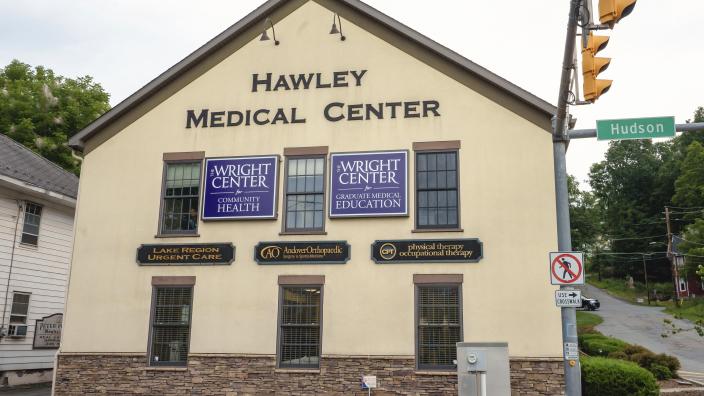wright center jermyn pa phone number