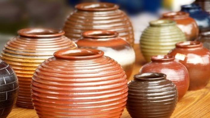 R L Ceramics