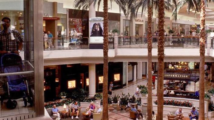 The Mall at Wellington Green in Wellington | VISIT FLORIDA