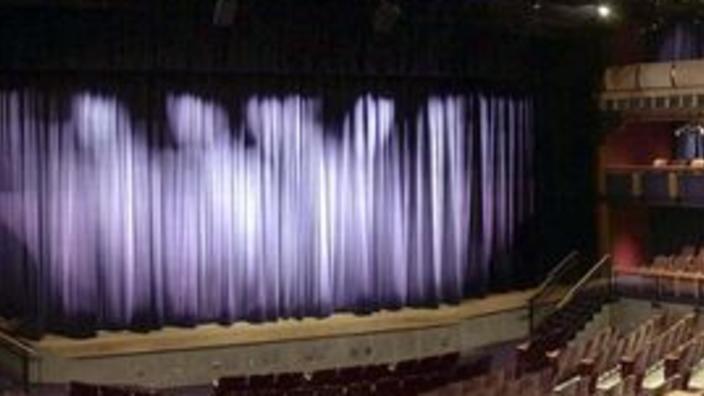 Schauer Arts Center Hartford Wi